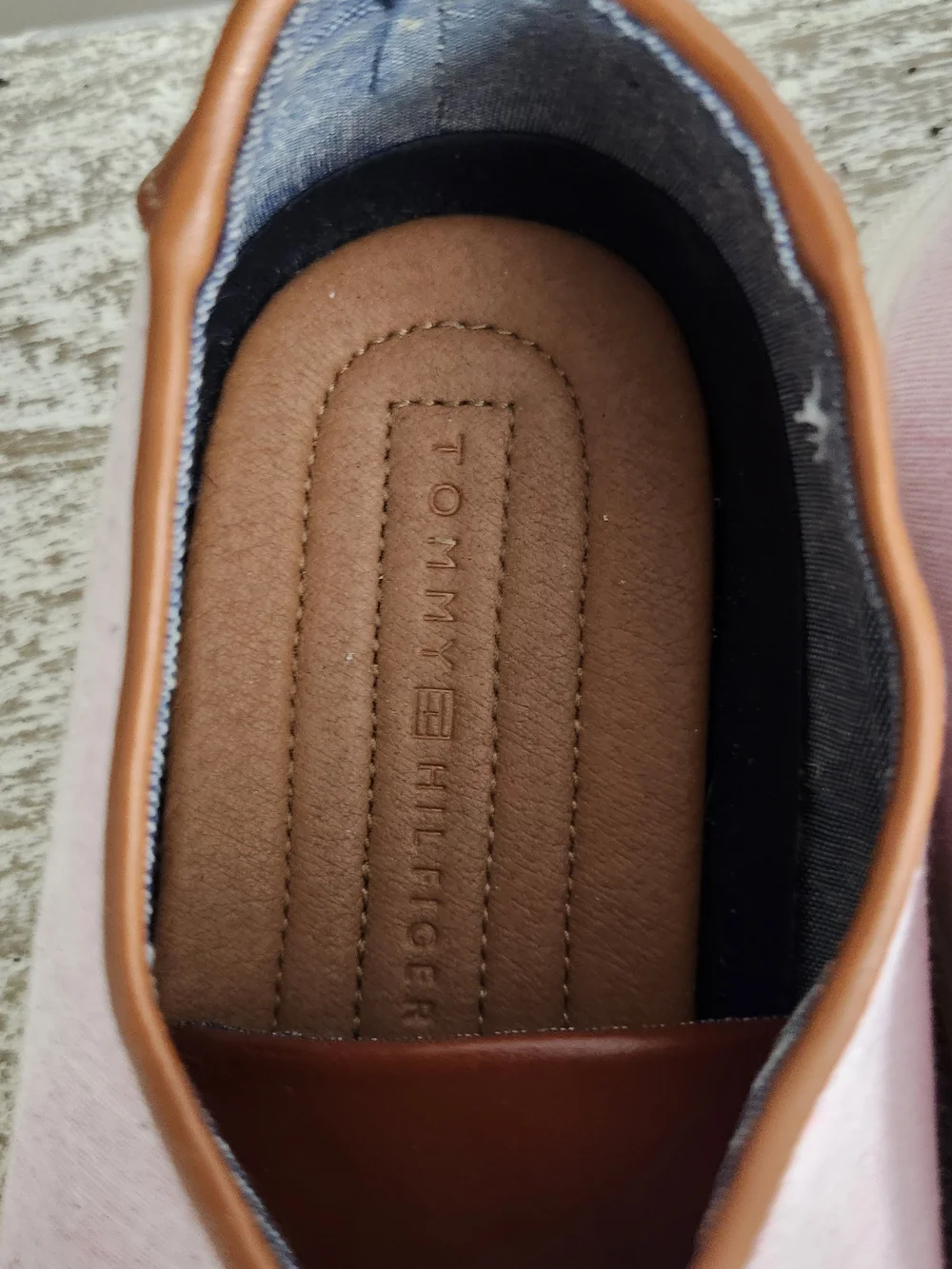 Tommy Hilfiger Pink Canvas Men's Lace-Up Sneakers